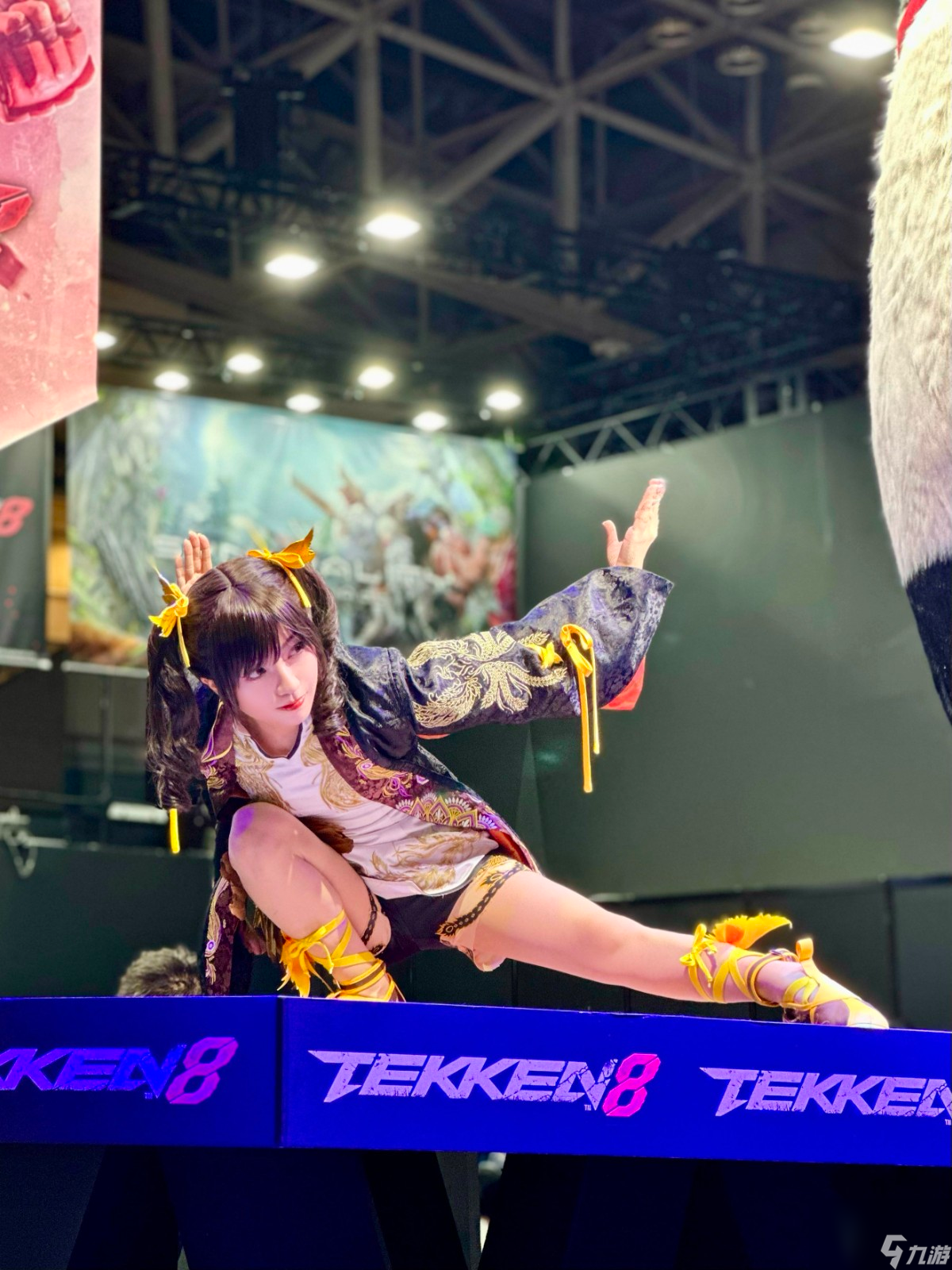 TGS23《铁拳8》展台凌晓雨Cos 很漂亮还原度高