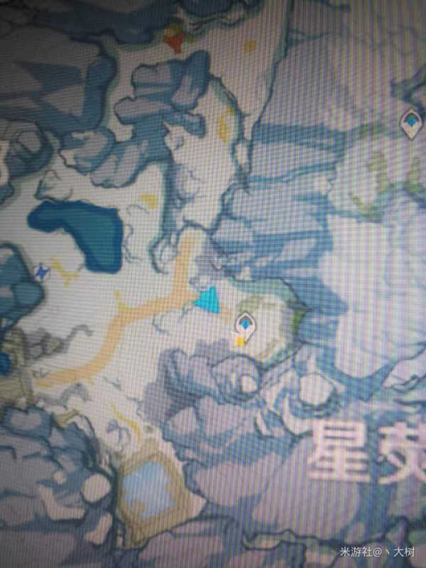 原神雪山三个宝箱怎么开门