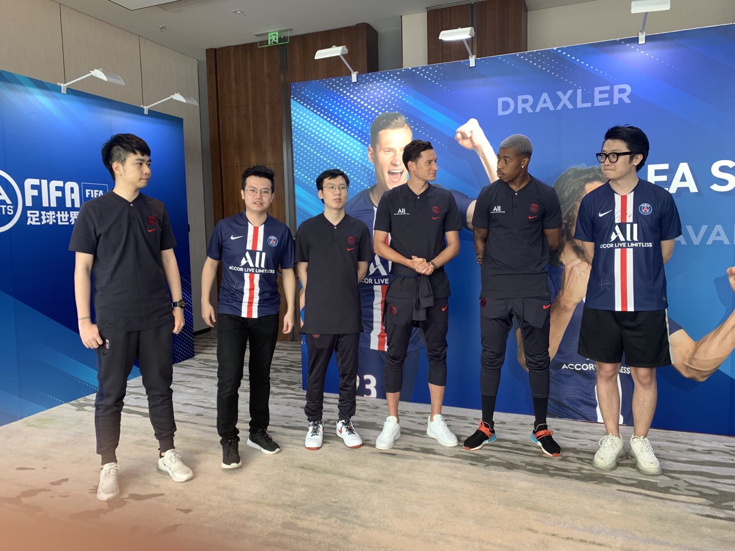 《FIFAOL4》大巴黎空降深圳精彩活动大放送