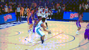 《NBA 2K19》内线沉底步操作教学