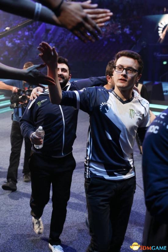 DOTA2 TI7淘汰赛第4日汇总 液体淘汰VP、LGD会师iG